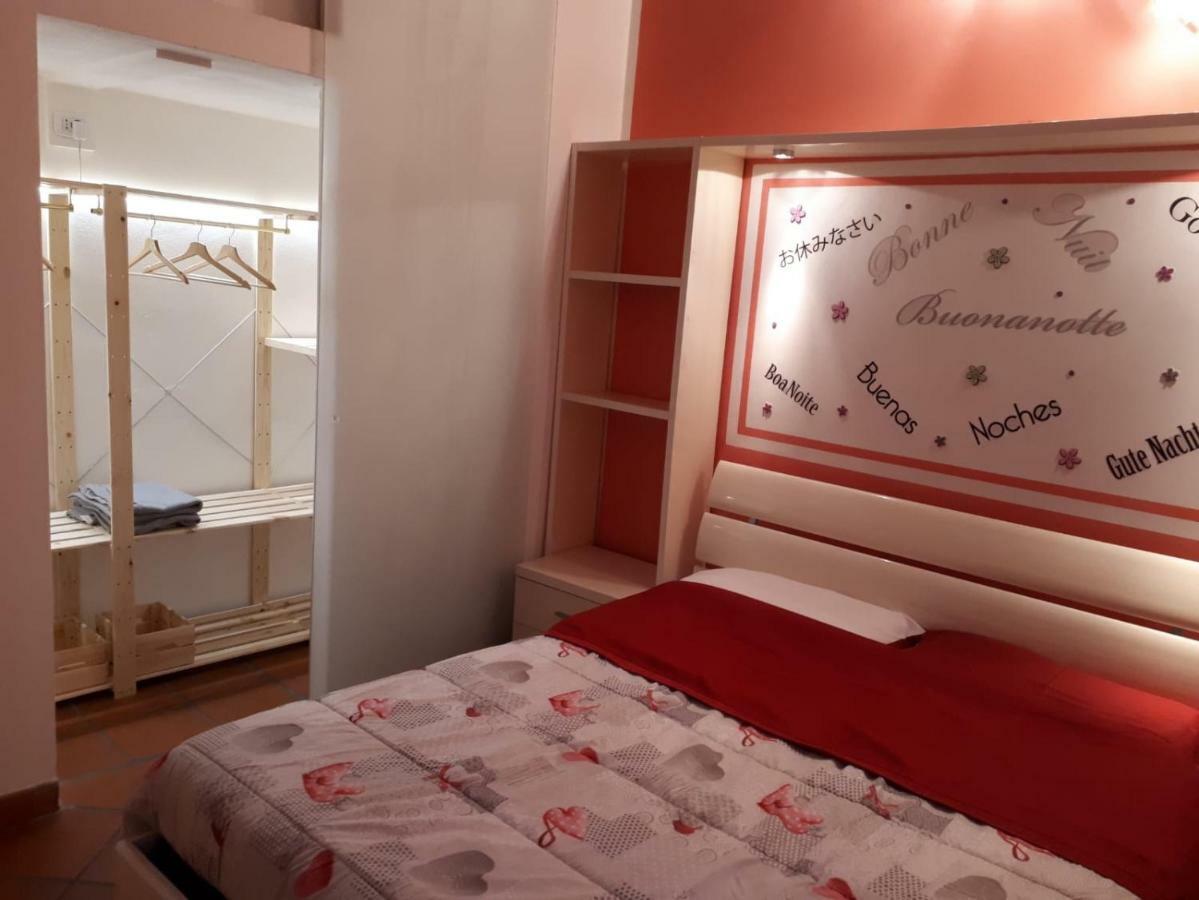 La Casina Di Stefy Apartment ลีวอร์โน ภายนอก รูปภาพ