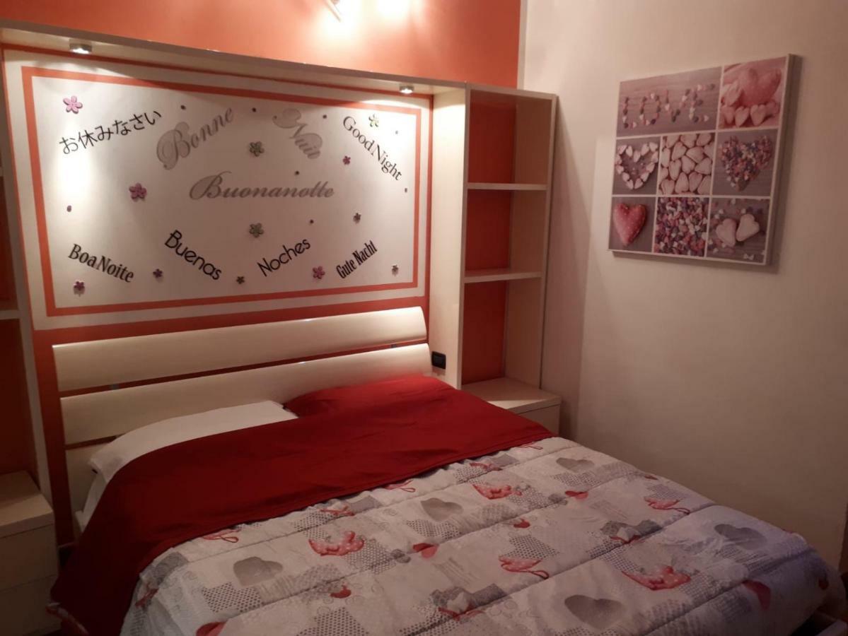 La Casina Di Stefy Apartment ลีวอร์โน ภายนอก รูปภาพ