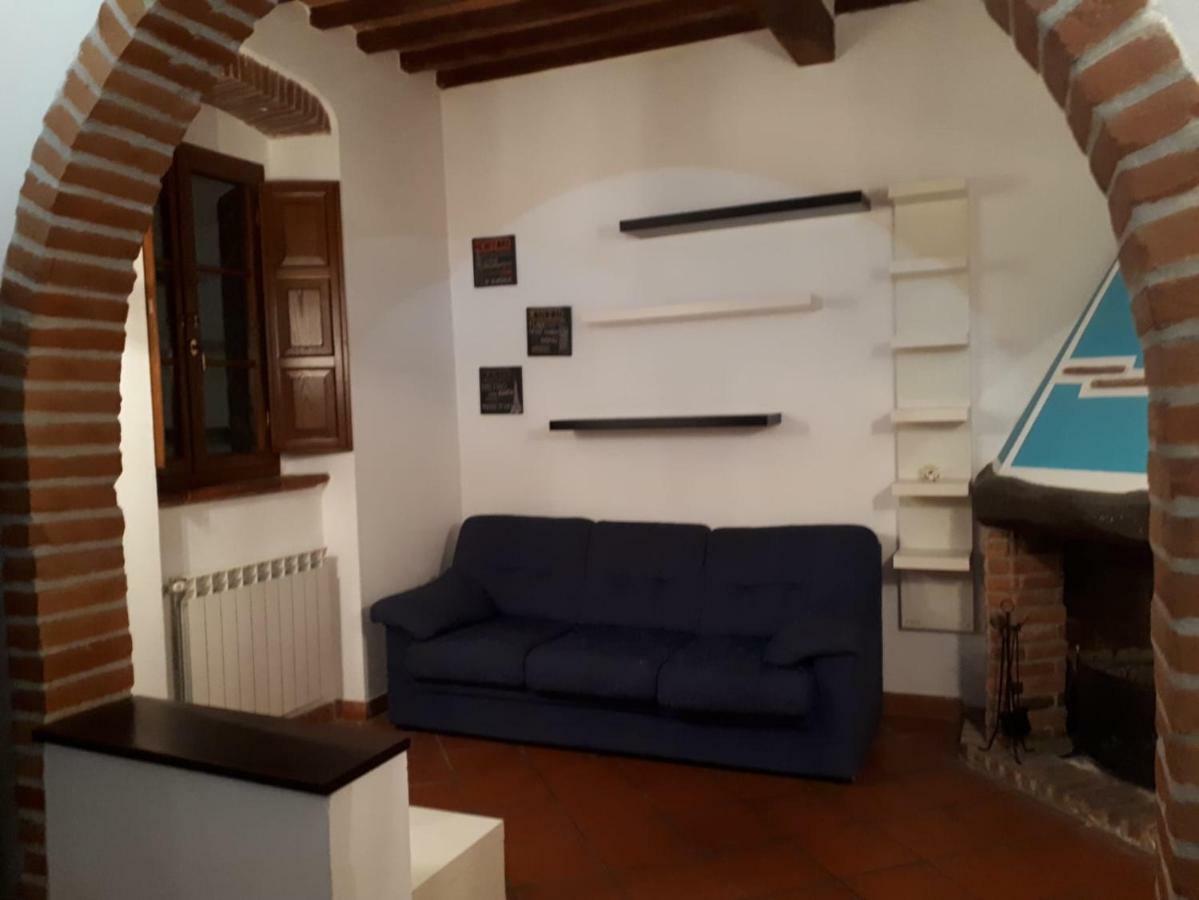 La Casina Di Stefy Apartment ลีวอร์โน ภายนอก รูปภาพ